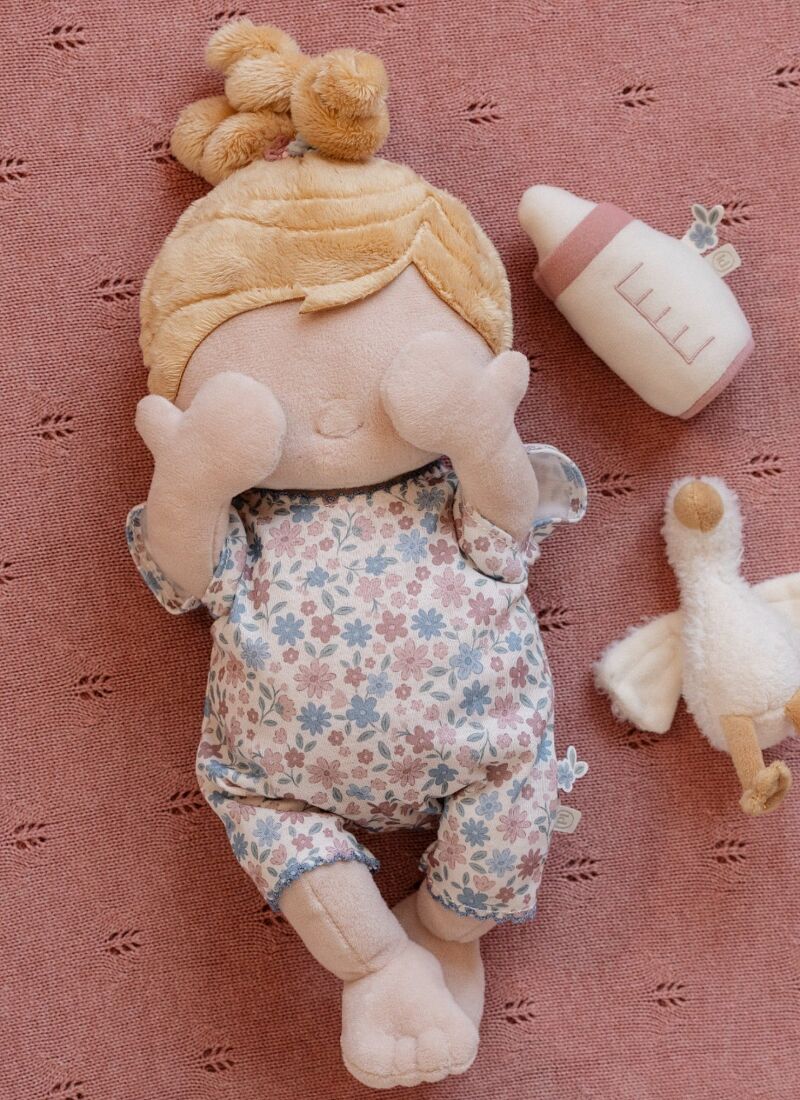 BABY DOLL JULIA