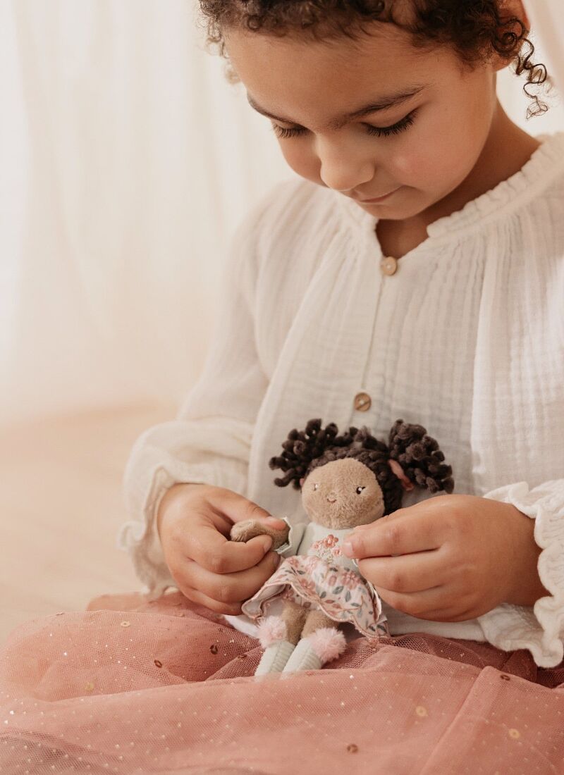 SMALL DOLL EVI