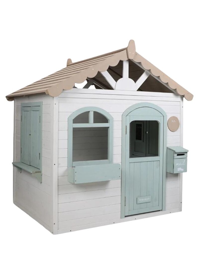 WOODEN GARDEN HOUSE