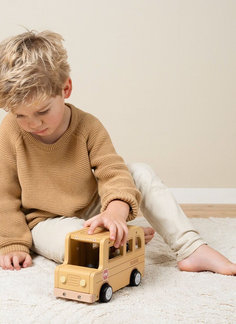 WOODEN SCHOOL BUS