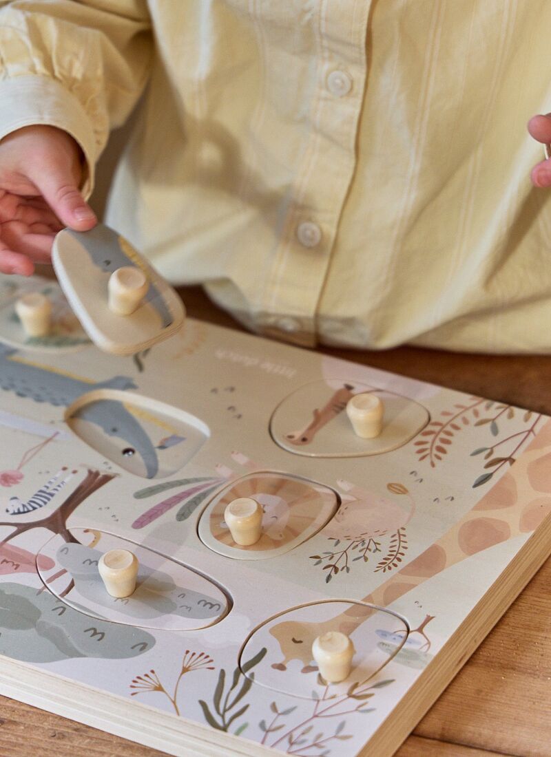 WOODEN PUZZLE WITH SOUNDS SAFARI FRIENDS