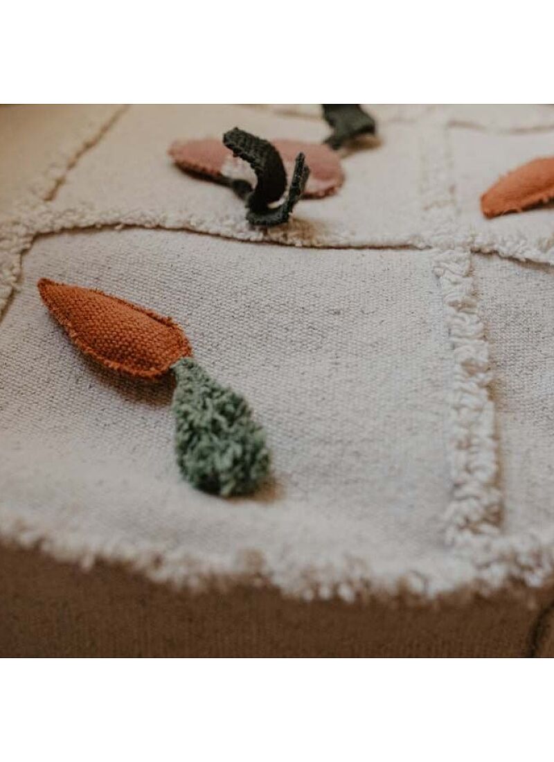 FLOOR CUSHION TIC-TAC-TOE