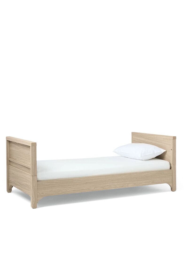 CRIB & DRESSER-CHANGER UNIT BARTON OAK