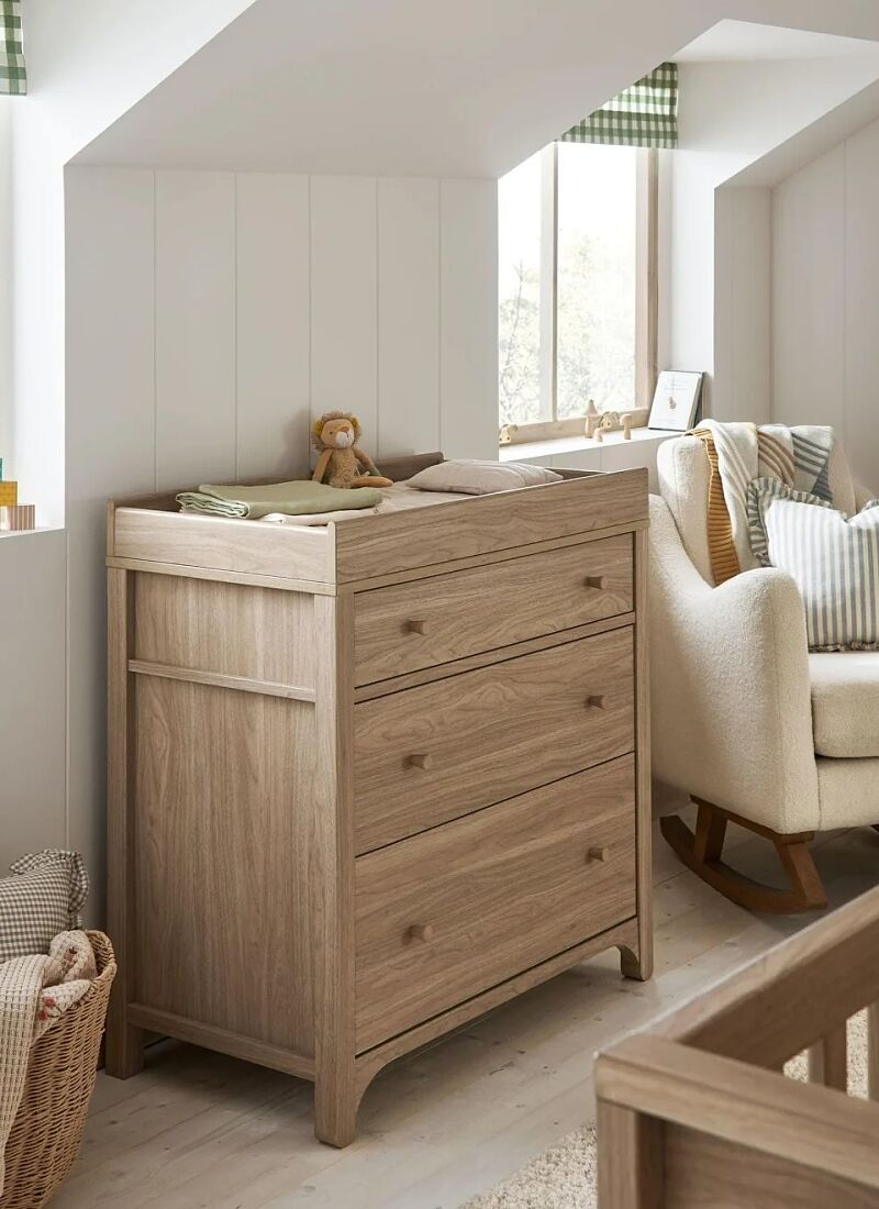 DRESSER-CHANGER UNIT BARTON OAK