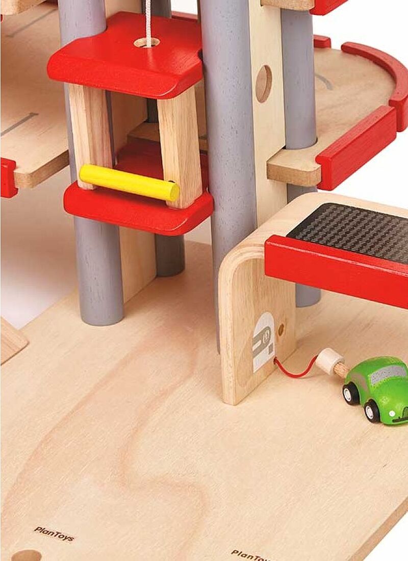 PARKING GARAGE