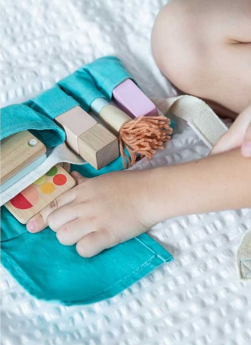 MAKEUP SET