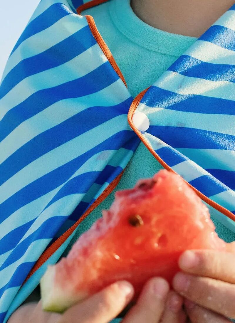 CHILDREN'S BEACH TOWEL ROAD