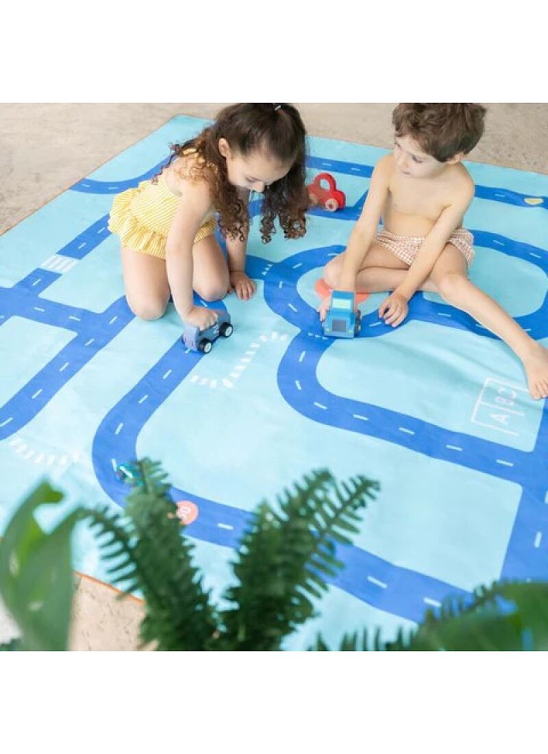 CHILDREN'S BEACH TOWEL ROAD