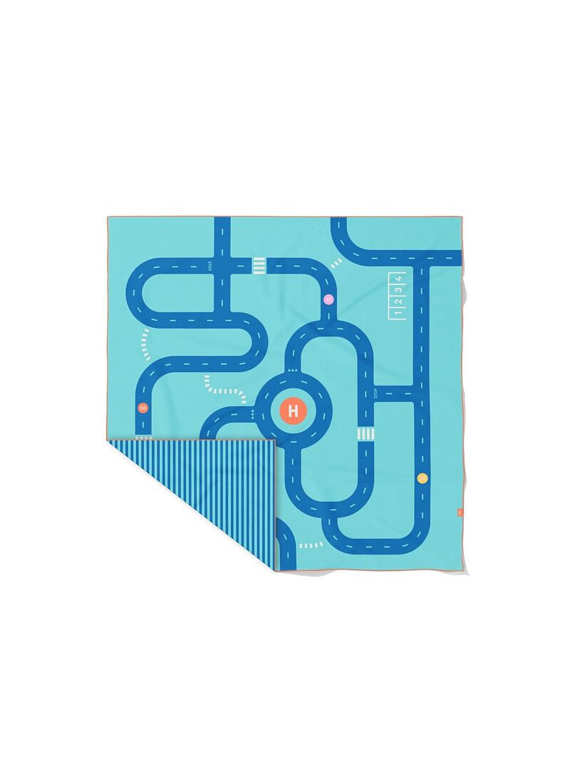 CHILDREN'S BEACH TOWEL ROAD