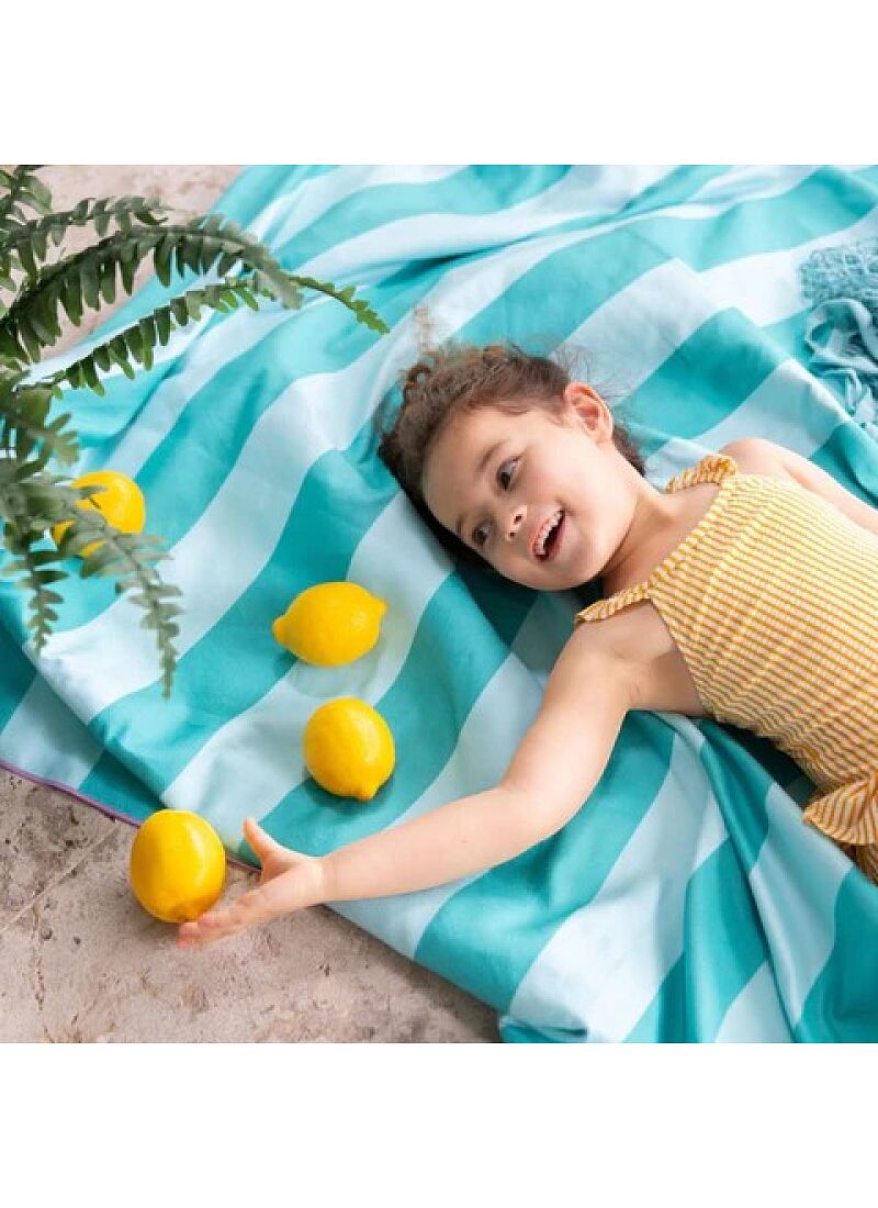 CHILDREN'S BEACH TOWEL TARGET