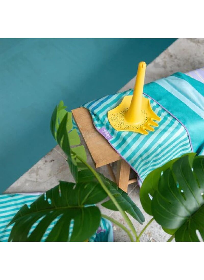 CHILDREN'S BEACH TOWEL TARGET
