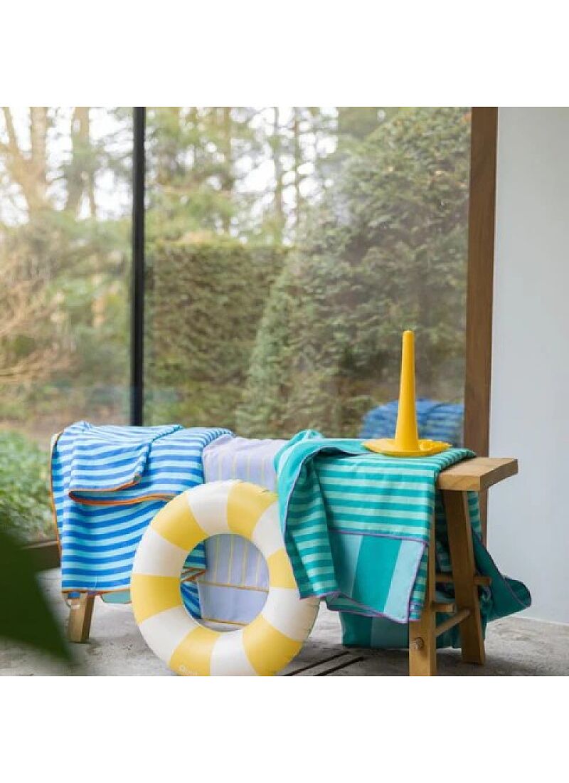 CHILDREN'S BEACH TOWEL TARGET
