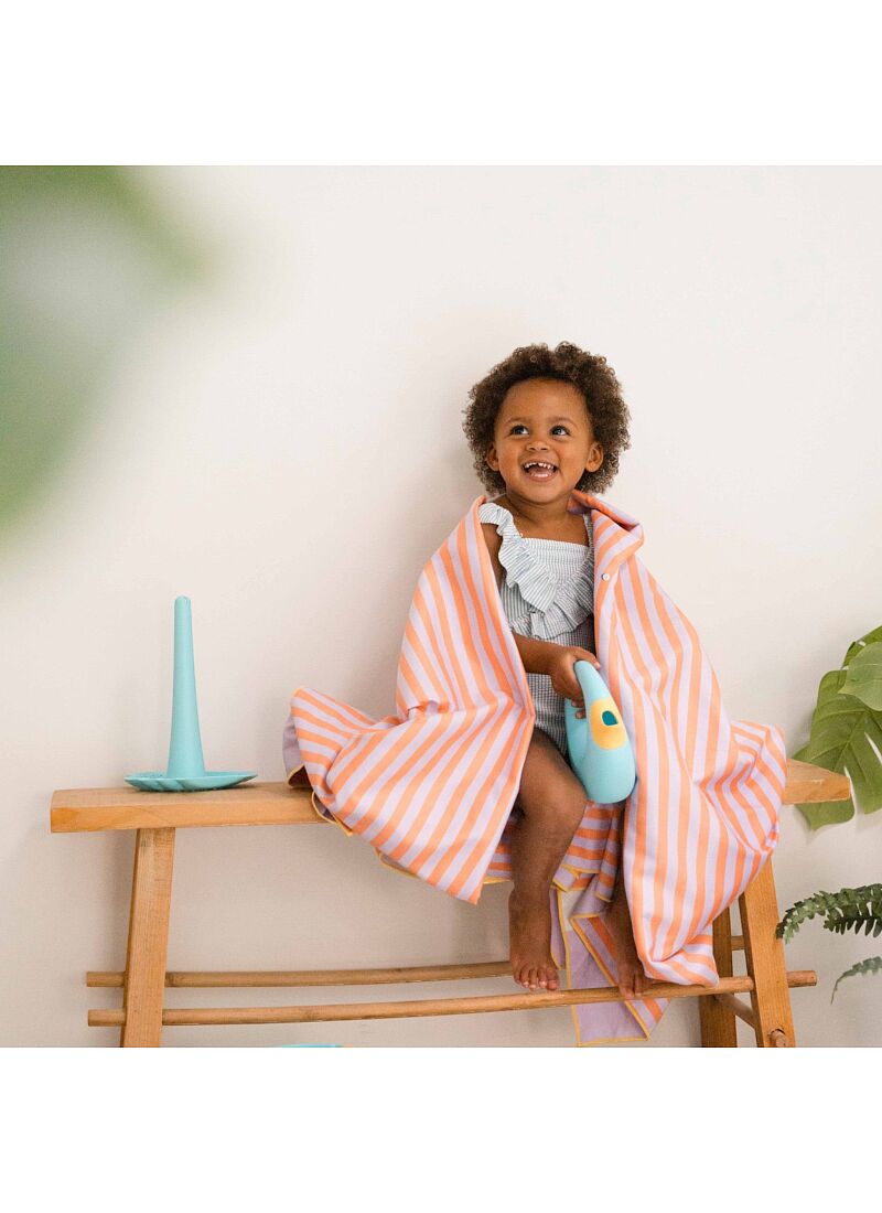 CHILDREN'S BEACH TOWEL HIGHWAY