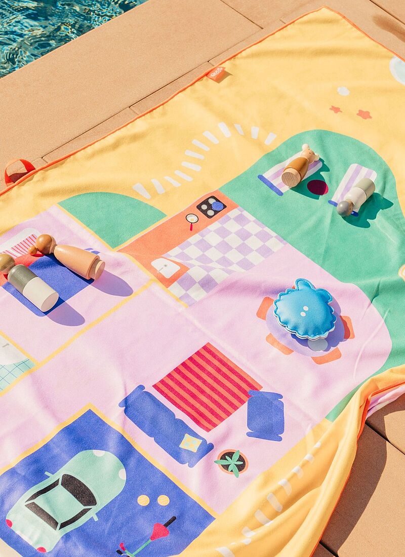 CHILDREN'S BEACH TOWEL (100X180) DOLLHOUSE