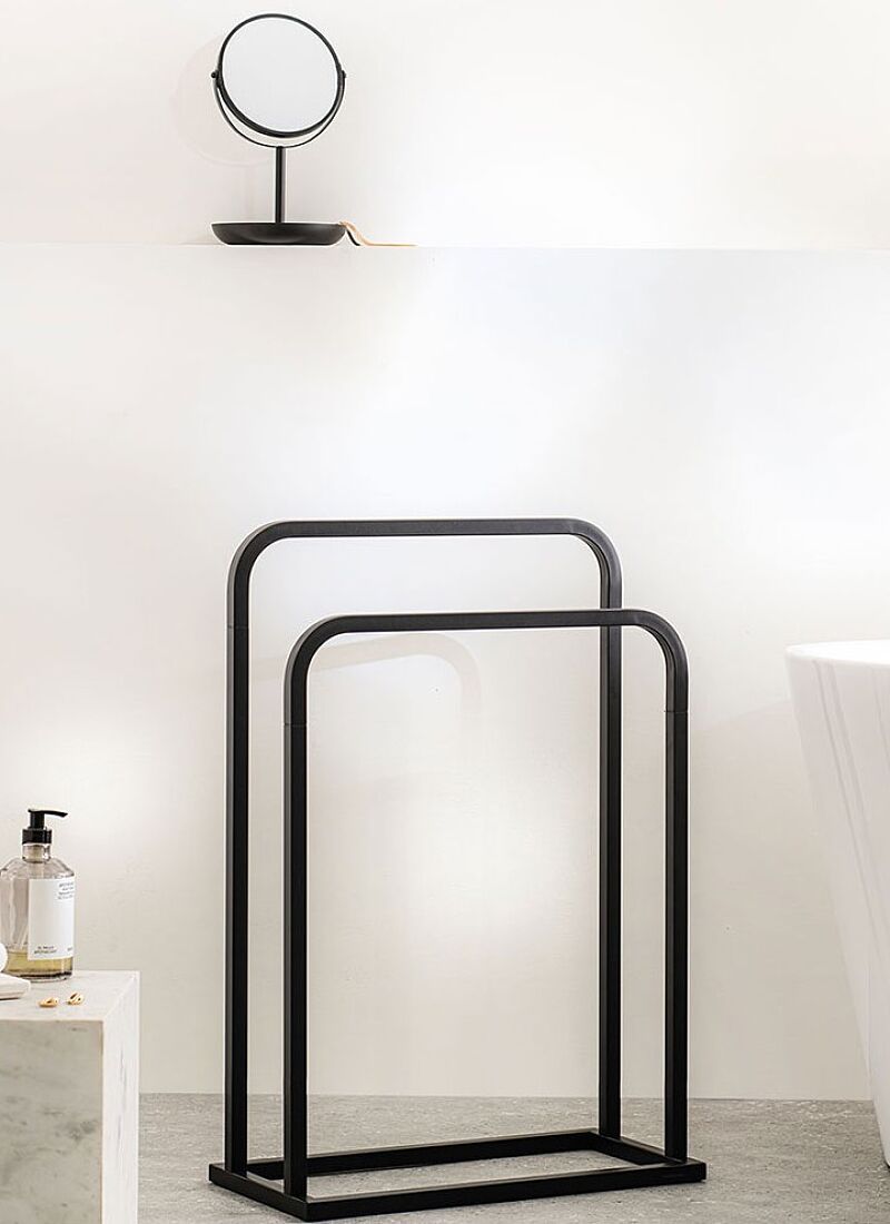 FLO0R HANGER BRIX BLACK