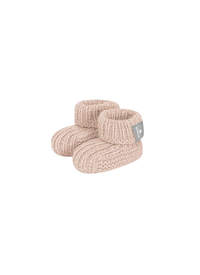 KNITTED BOOTIES PINK