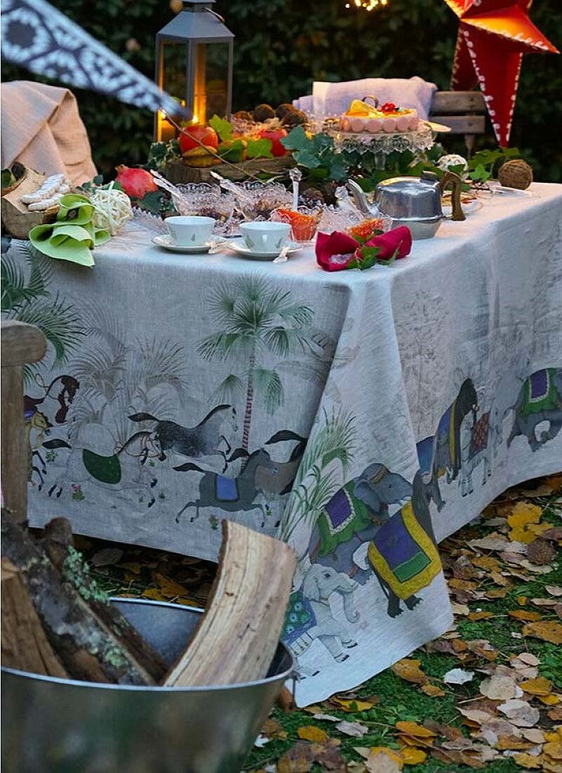 LINEN TABLECLOTH BARNUM