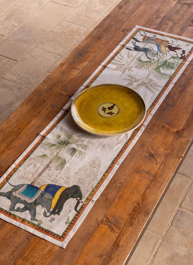LINEN RUNNER BARNUM