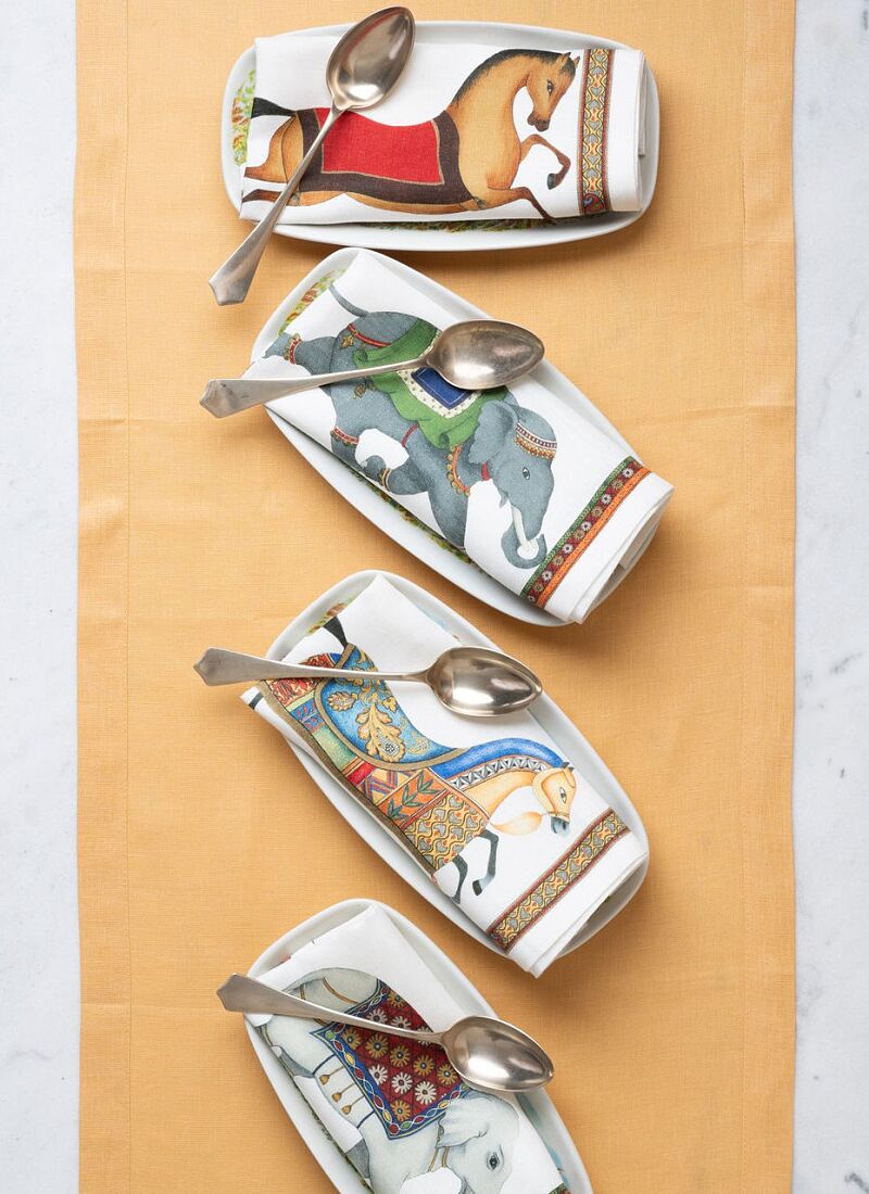LINEN NAPKINS (4PCS) MAHARAJAH
