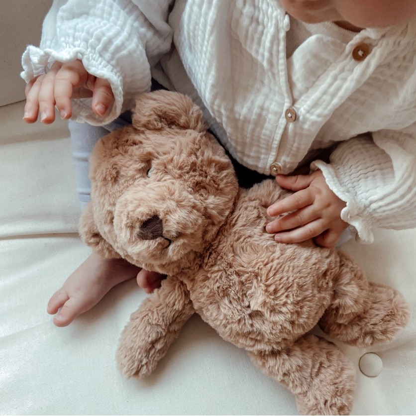 BABY COMFORTER LOU BROWN
