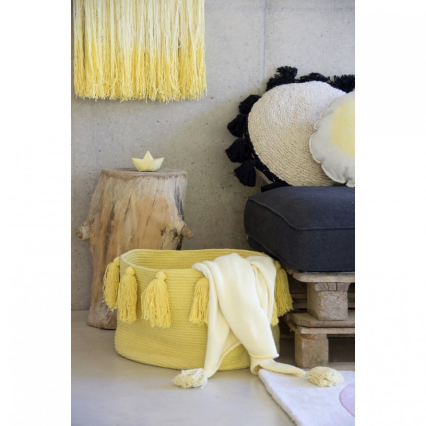 TASSELS YELLOW